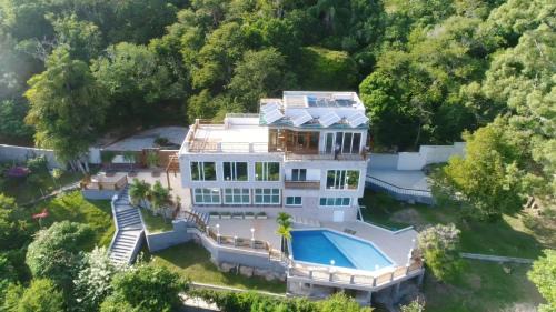 Barra de Guaratiba Casa | Leonardi's Sunset House