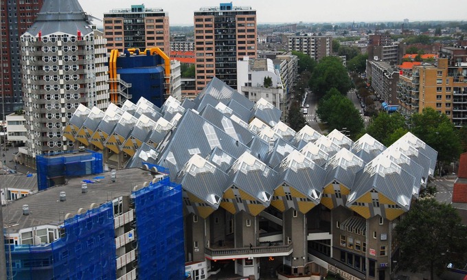 Stadsdriehoek Hotel | Leonardo Hotel Rotterdam Savoy