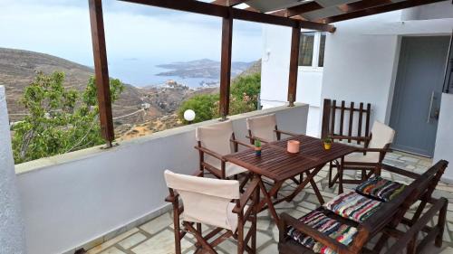 Syros Casa | Leonardo's Home Cycladic cottage