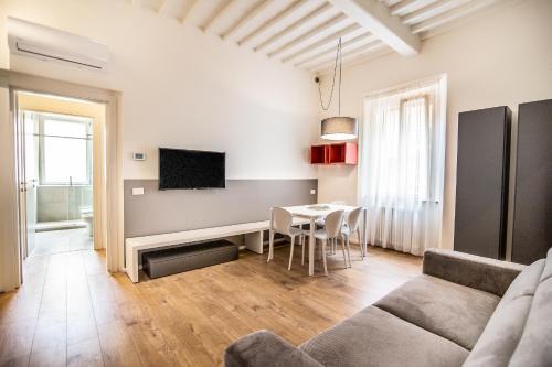 Follonica Apartamento | Leone Guest House