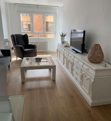 León Apartamento | Leonmisol