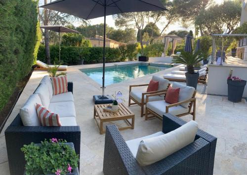 Boulouris-sur-Mer Casa | "LES ALIZES" Côté PISCINE PROCHE BORD DE MER