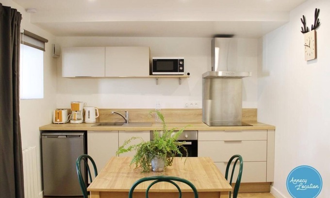 Menthon-Saint-Bernard Apartamento | Les Amandiers - T2 apartment