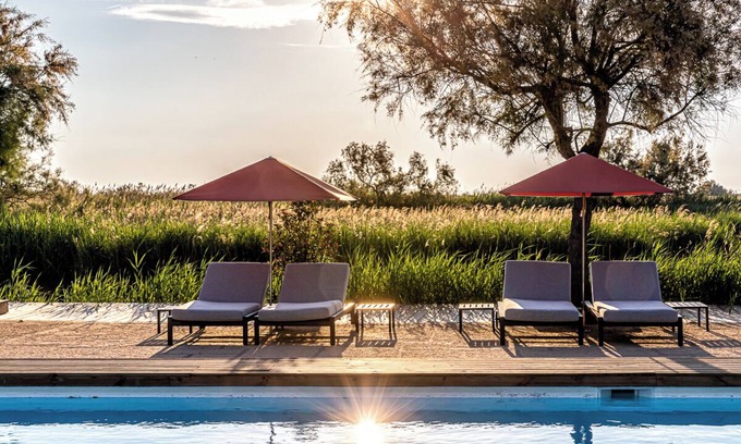 Saintes-Maries-de-la-Mer Hotel | Les Bains Gardians