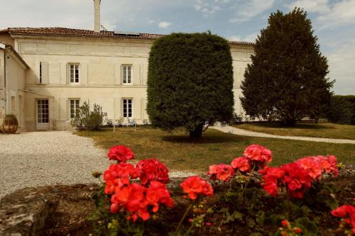 Lachaise Casa | Les Belles Dormantes