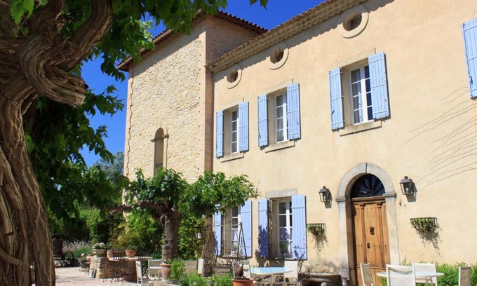 Le Thor Hotel | Les Carmes and spa