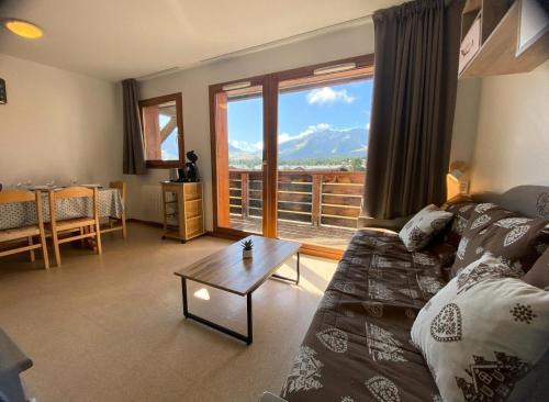Saint-Etienne-en-Devoluy Apartamento | Les Chalets De Superd Dauphinelle - APPARTEMENT 10 PERSONNES EXPO SUD BALCON MAE-8314