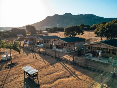 Occhiatana Cama Y Desayuno | Les Chalets De Tesa 4