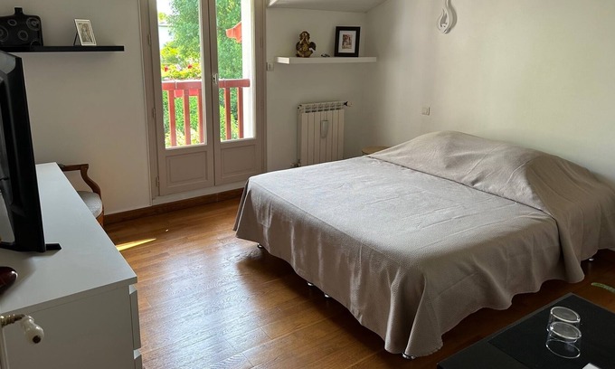 Ustaritz Cama Y Desayuno | Les Chambres D'arrauntz
