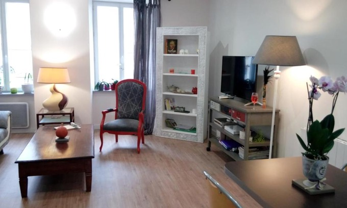 Rodez Cama Y Desayuno | Les Chambres Hautes d'Anastasia