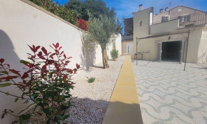 Bourg-Saint-Andeol Casa | Casa rural "Les cigales"