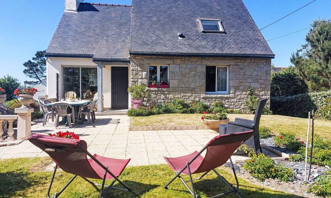 Trevou-Treguignec Casa | Les Courlis by Interhome