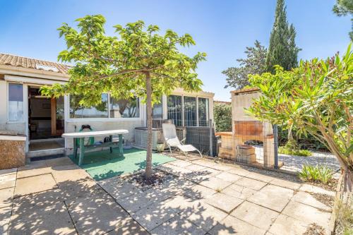 Saint-Pierre-la-Mer Casa | Les Eaux Vives 1