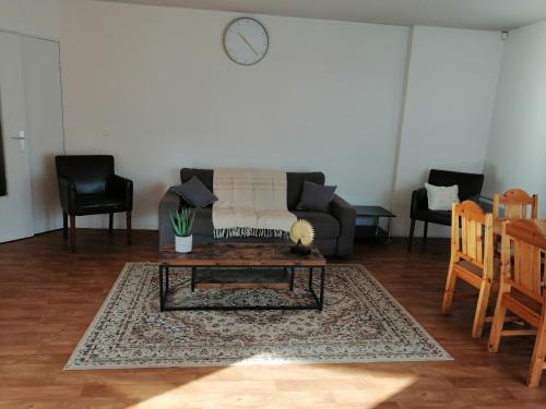 Casselardit Apartamento | Les fontaines T4 Spacieux 3 chambres parking gratuit