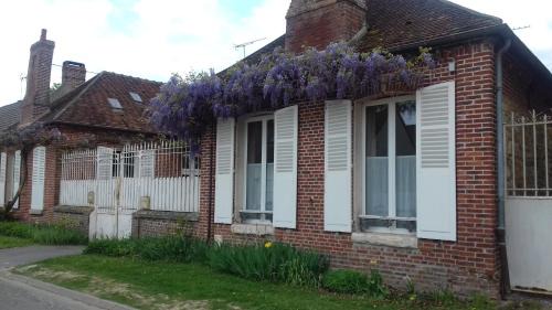 Cressonsacq Casa | les glycines