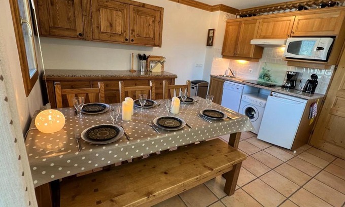 Montalbert Apartamento | Les Granges 13 6-8 person