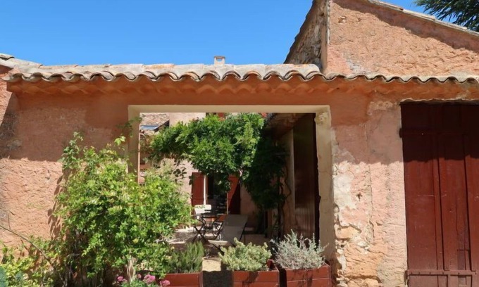 Saint-Saturnin-les-Apt Casa | Les Huppes by Interhome