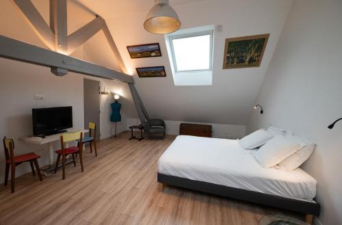 Roye-sur-Matz Cama Y Desayuno | Les Insolites