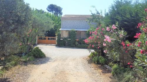 Sainte-Anne du Castellet Casa | LES LAURIERS