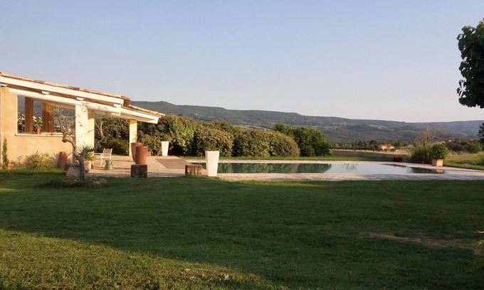 Gargas Casa | Moras: Bastidon 55m2 para 2/4 personas en una vista tranquila de Luberon