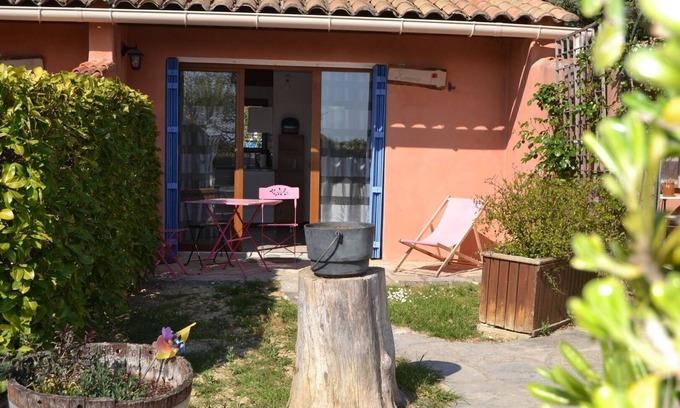 Saint-Dezery Apartamento | Les Olivettes - Gite Romance