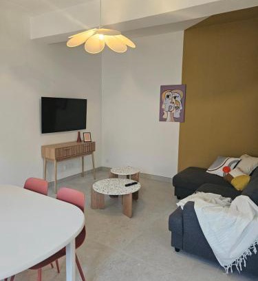 Castelnau-d'Aude Casa | Les Oreillers Multicolores