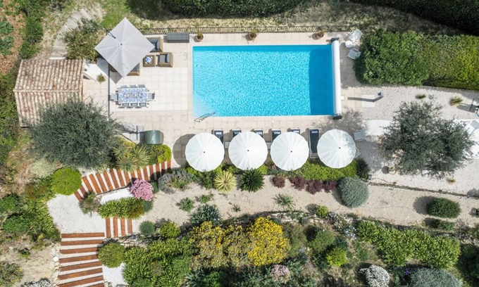 Le Bar-sur-Loup Villa | Les Papillons : Beautiful Provencal Villa With Unimpeded Views on Gourdon Valley