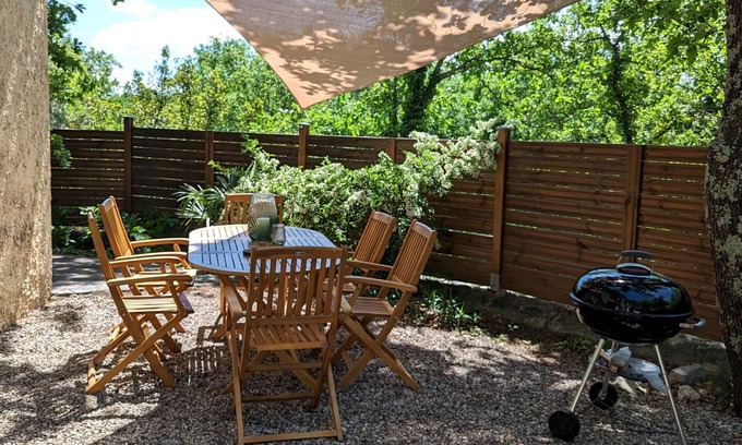 Balazuc Casa | Les Petits riens | Gîte with garden in Balazuc, France's most beautiful villages