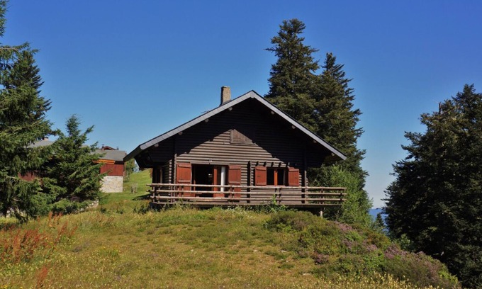 Guzet Neige Chalet De Esquí | "LES RONDINS, Guzet snow chalet, direct start to slopes and hikes, panoramic view
