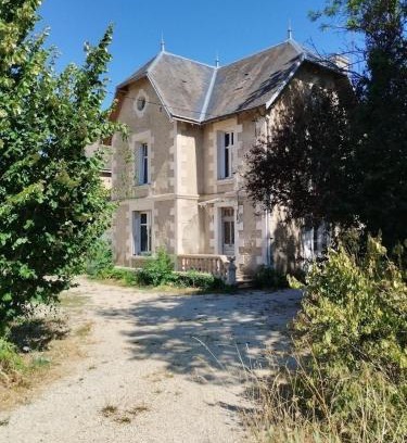 Chasseneuil-du-Poitou Apartamento | Les Studios Grenouilles