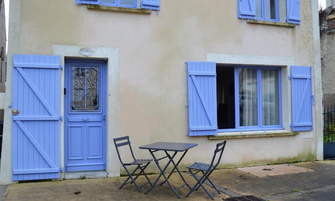 Arromanches-les-Bains Casa | Les volets bleus - duplex proche plage et centre