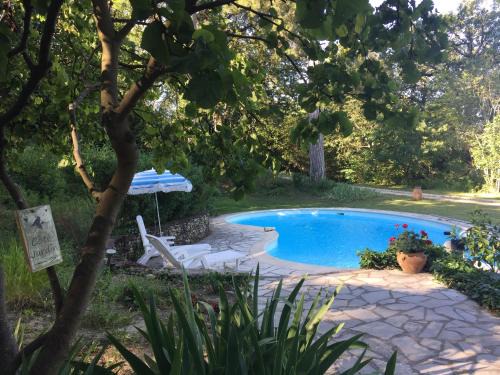 Aubignan Apartamento | Les volets lavande