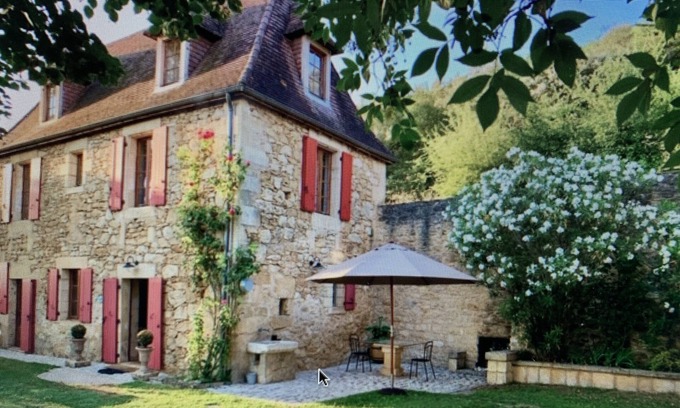 Bezenac Casa | Les Volets Rouges house, charm, view and private pool near Sarlat.