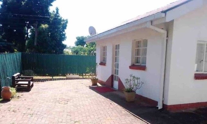 Harare Cabaña | Lesedi cottage , Mt Pleasant. Harare. Zimbabwe