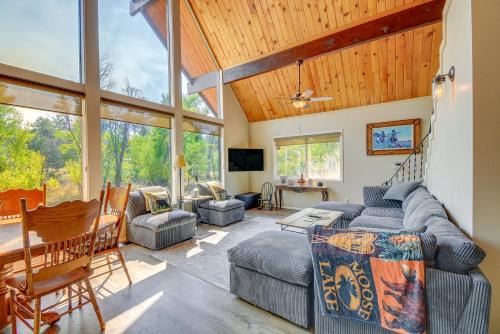 Prescott Casa | Less Than 2 Mi to Dtwn Prescott Cabin with Furnished Deck