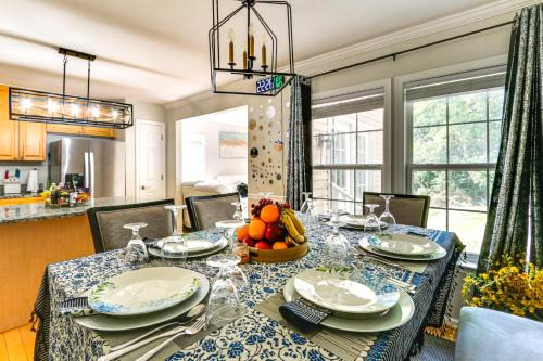 Hagerstown Casa | Less Than 2 Mi to Dtwn Hagerstown Townhome with Fireplace