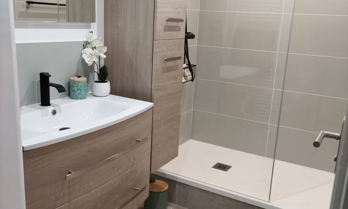 Thorigne-d'Anjou Casa | Less than 5 minutes from the Lion d'Angers racecourse