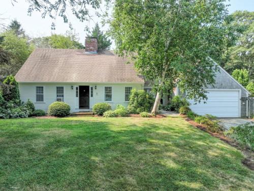 Orleans Casa | Less than 5 Miles to Rock Harbor