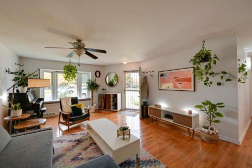 Virginia Village Casa | Less Than 7 Mi to Dtwn Denver Home with Large Yard!