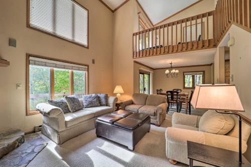 Sugar Mountain Apartamento | Less Than half Mi to Sugar Mountain Resort Cozy Condo!