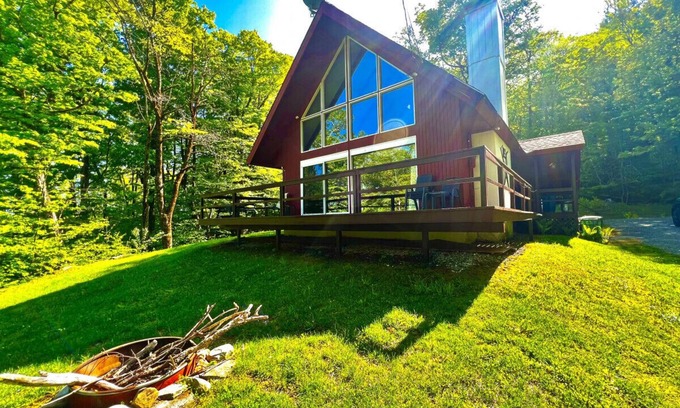 Stratton and Bromley Ski Areas Casa | Less the 1 mile to Bromley!