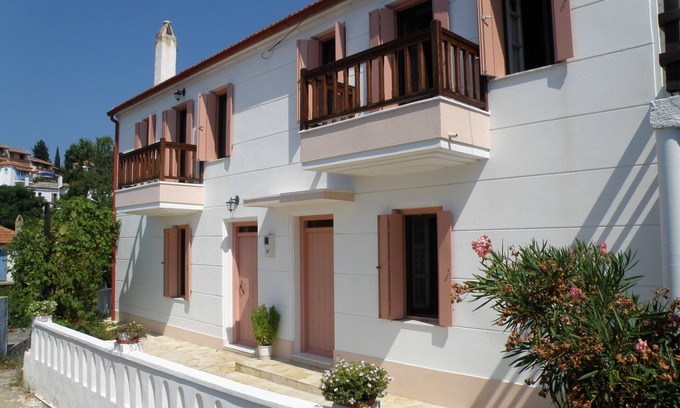 Alonissos Casa | Déjate escapar en las casas tradicionales de Ikia