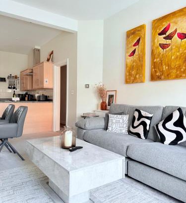 Southport Apartamento | Lethbridge Villa 49 3-bedroom Apartment with Garden, Fibre WiFi, free parking, sleeps 6