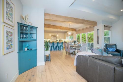 Leucadia Casa | Leucadia Oasis with Spa, EV, Fire Pit, AC, Walk to Beach