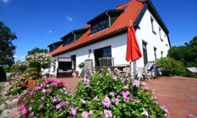 Rugen Island Apartamento | Leuchtturm - Gutshaus Ketelshagen - Romantisch, Ruhige Lage