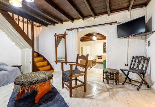 Rhodes Old Town Casa | Levent Traditional Villa Rhodes Castle