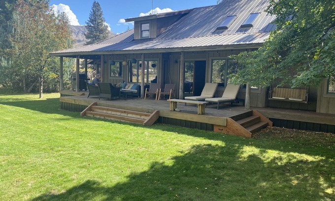 Methow Valley Casa | -Lewisia Lodge River Retreat