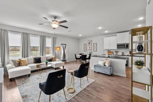 Lewisville Casa | Lewisville Lake Urban Escape