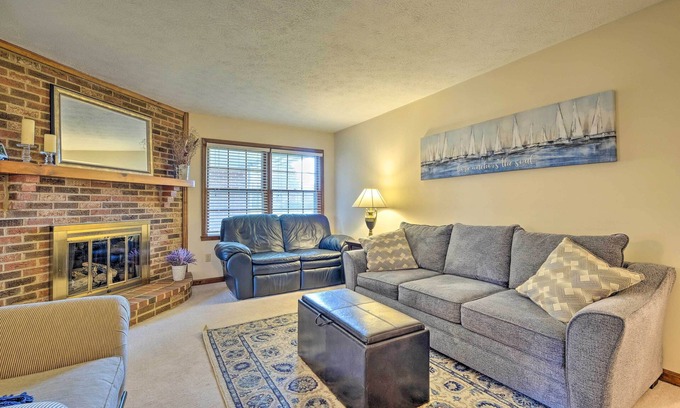 Open Gates Casa | Lexington Home ~ 2 Mi to University of Kentucky!