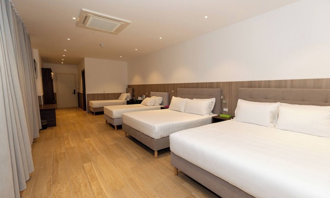Garegnano Hotel | Lh HOTELS